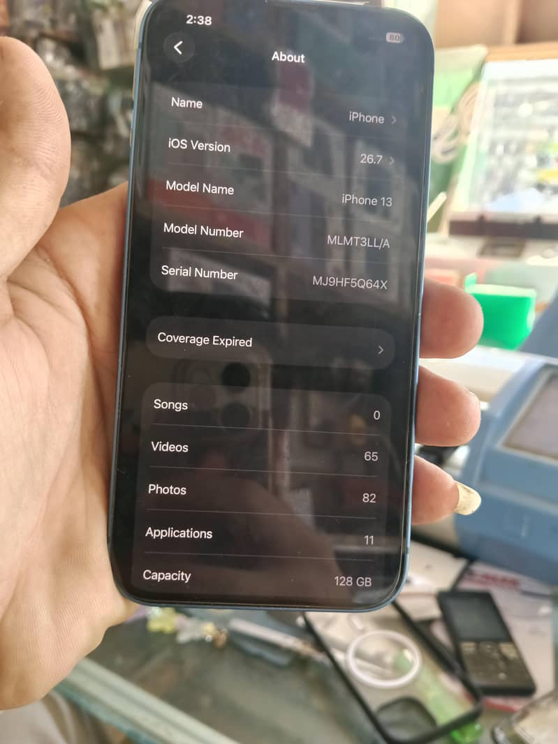 Apple iPhone 13 2
