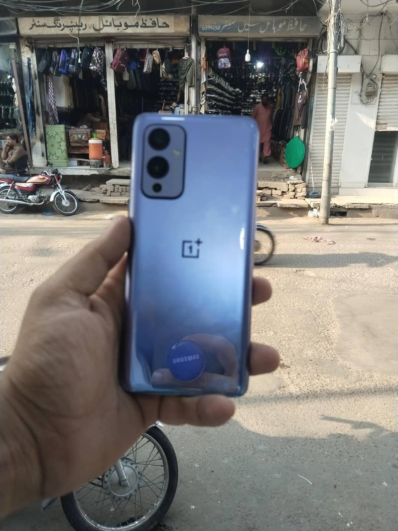 One Plus 9 12/256 1