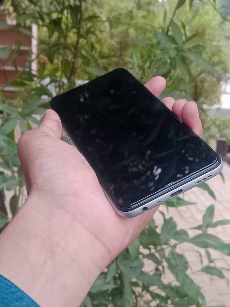 OPPO A16e 1