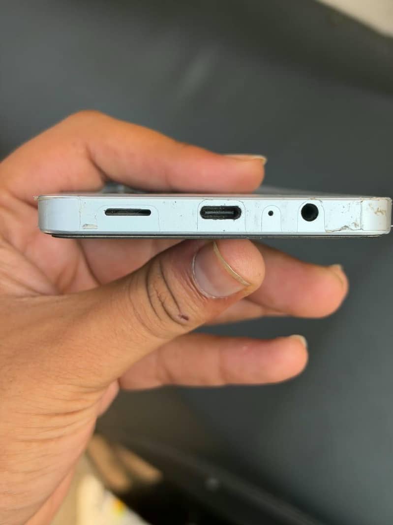 Samsung Mobile A06 1