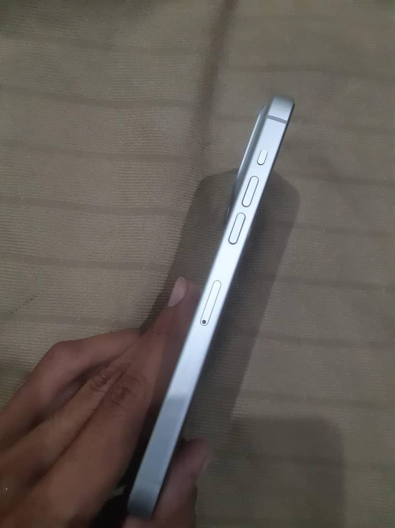 Apple iPhone 14 Pro Max 1