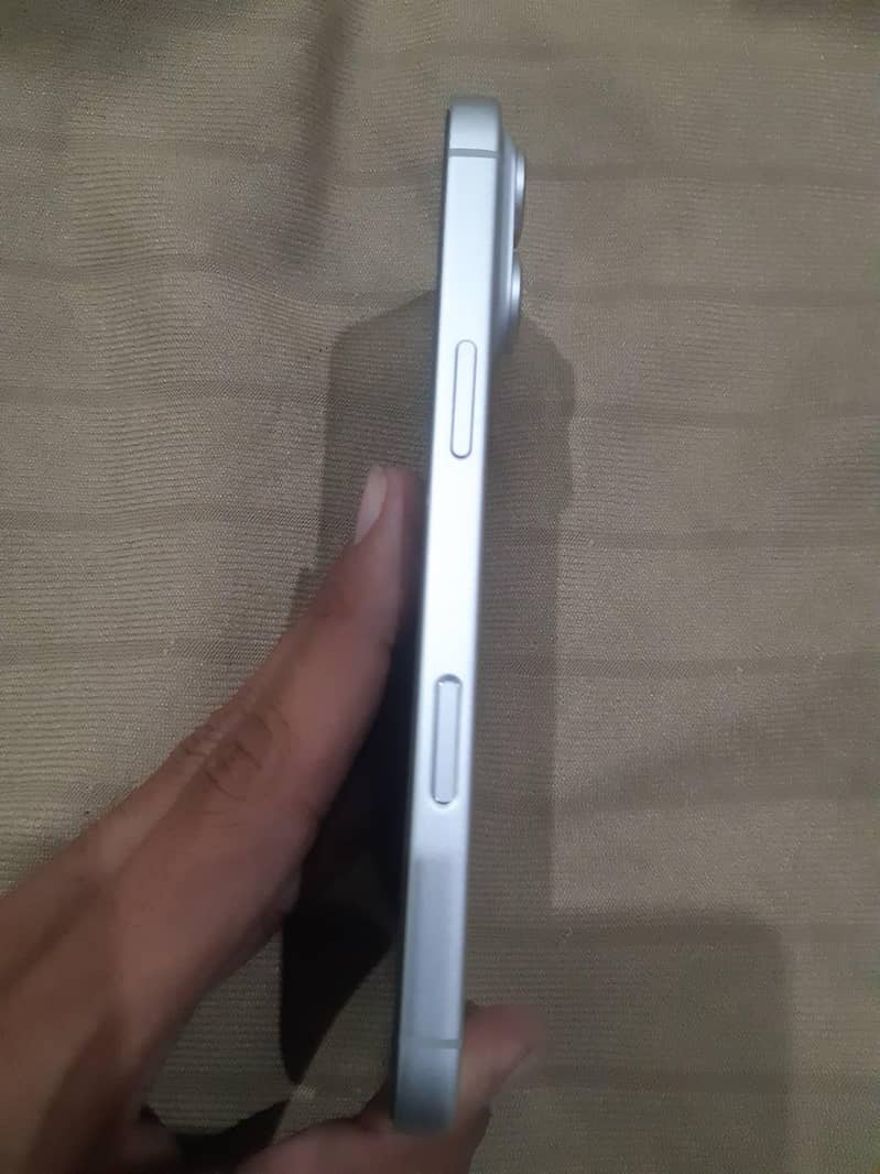 Apple iPhone 14 Pro Max 4