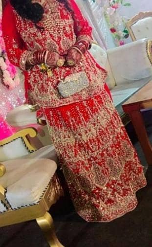 bridal lhenga Havey embroidery large size 10/10