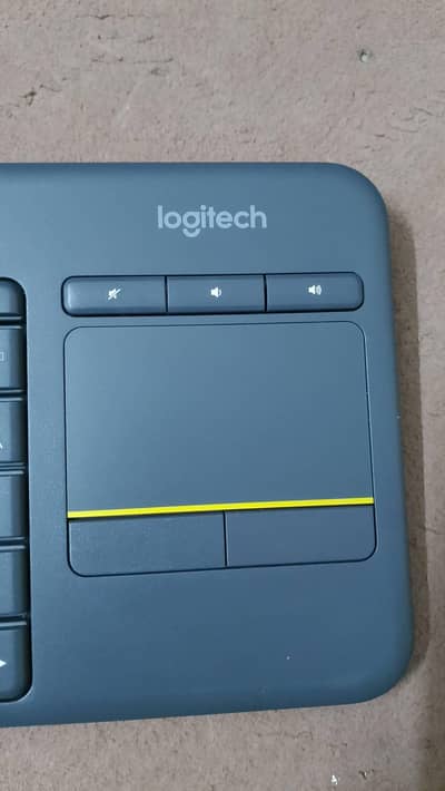 LOGITEC TOUCHPAD KEYBOARD K400+