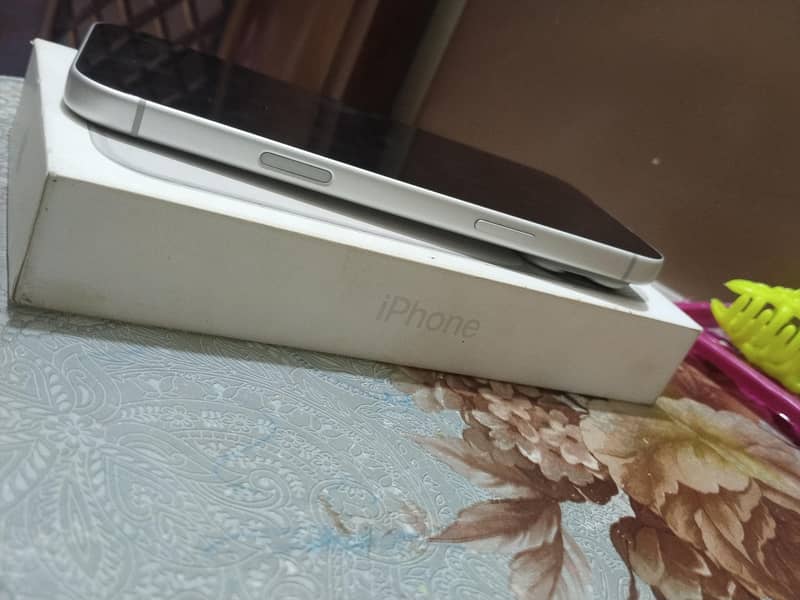 Apple iPhone 17 Pro Max 6