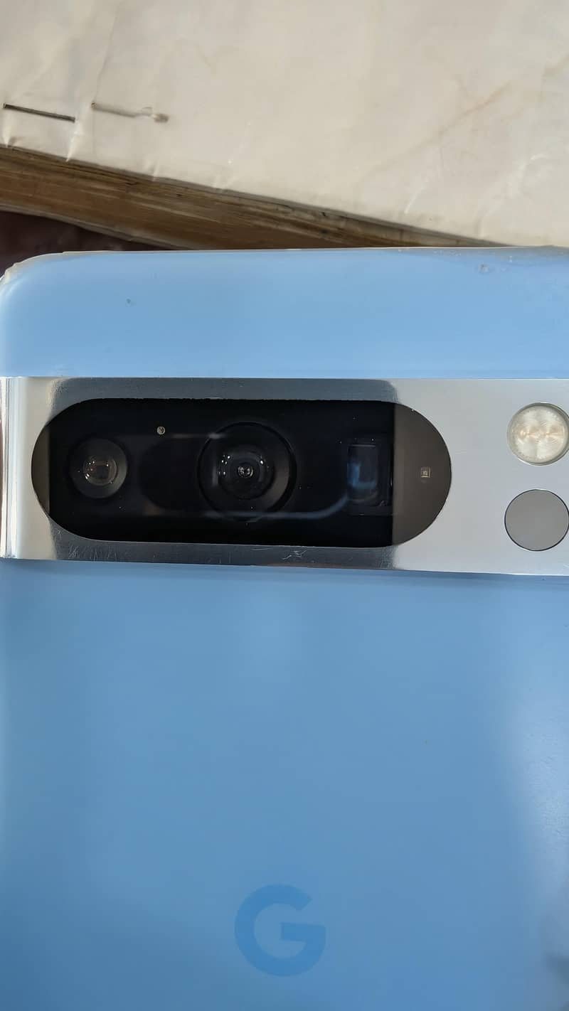 Google Pixel 8 Pro 2