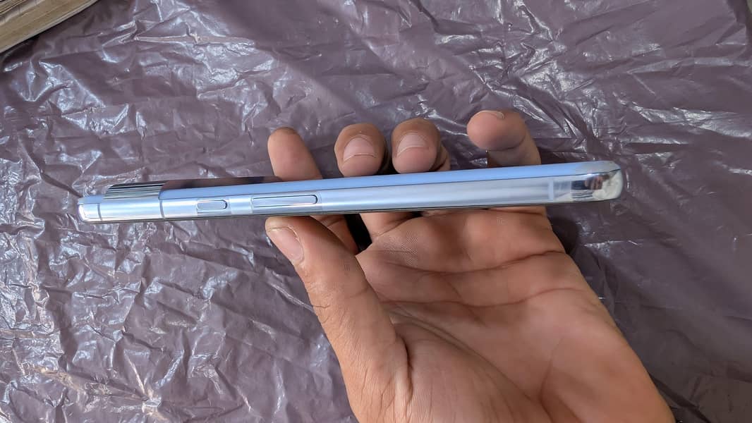 Google Pixel 8 Pro 4