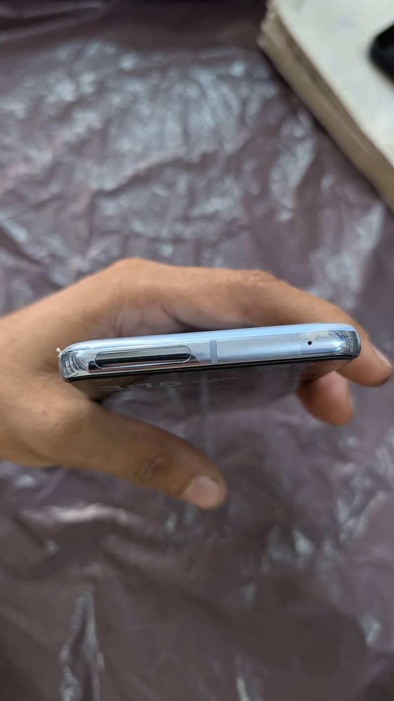 Google Pixel 8 Pro 5