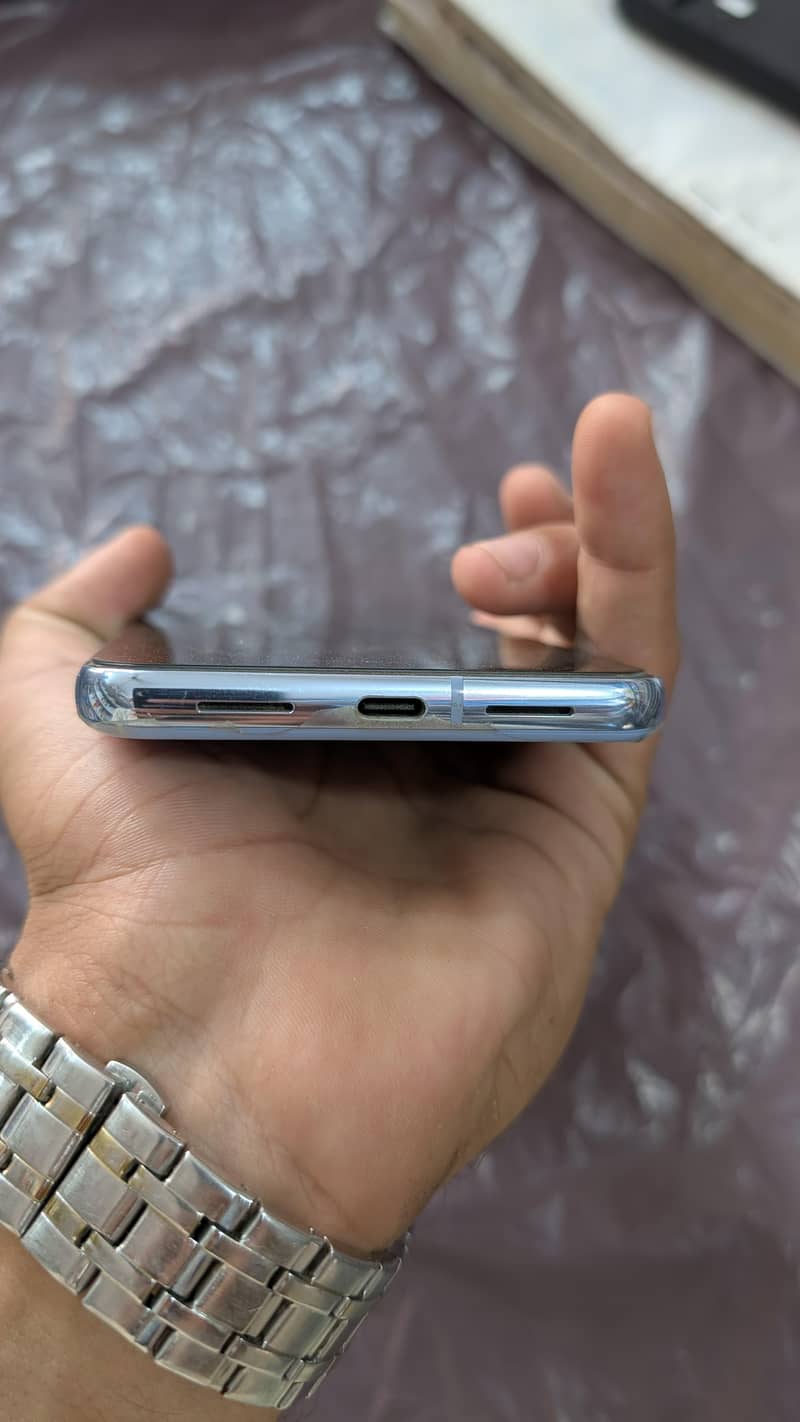 Google Pixel 8 Pro 7