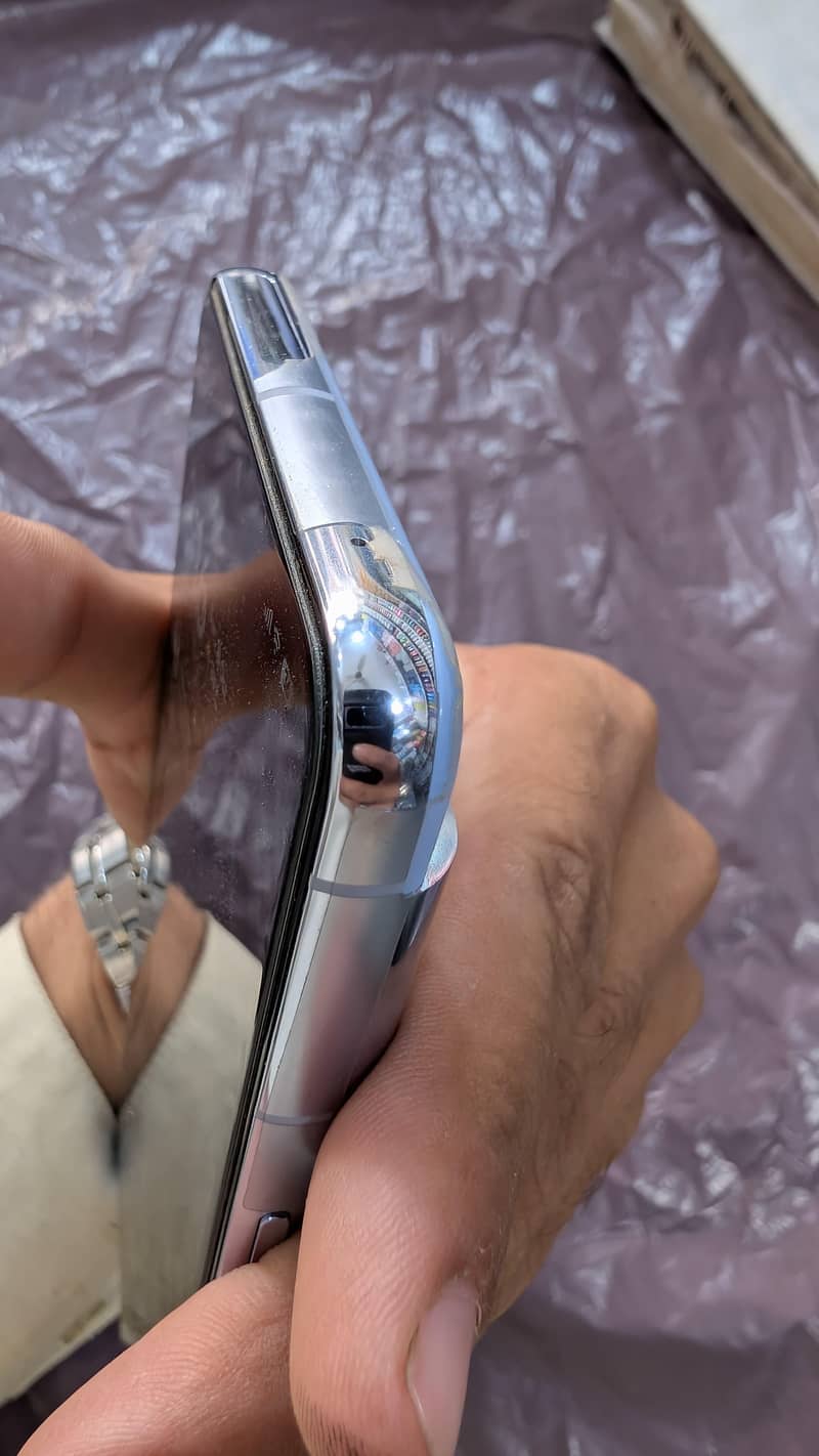 Google Pixel 8 Pro 9