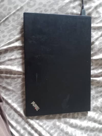Lenovo Thinkpad T470s core i 5.6 generation  8 / 256 hai