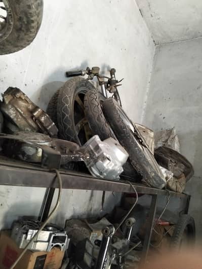 accessories for café Racer