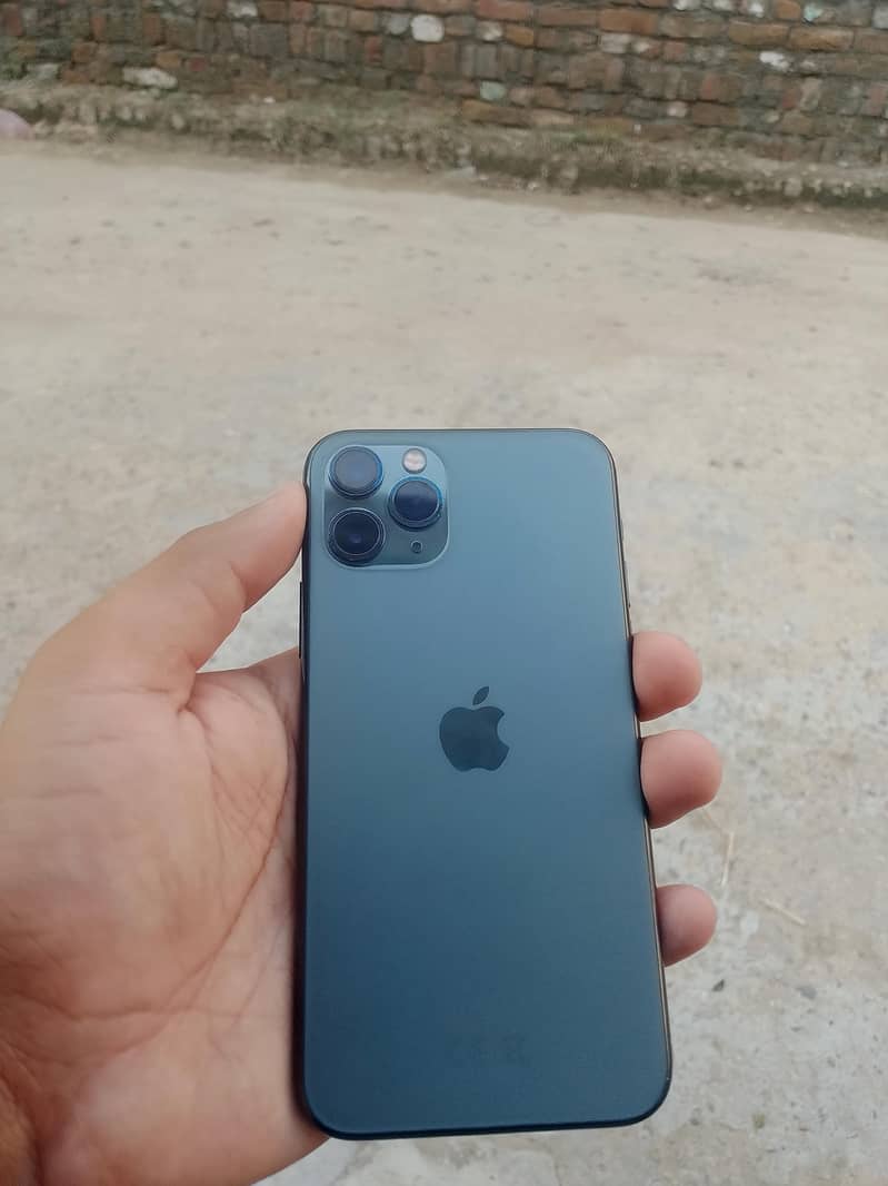 Apple iPhone 11 Pro 0