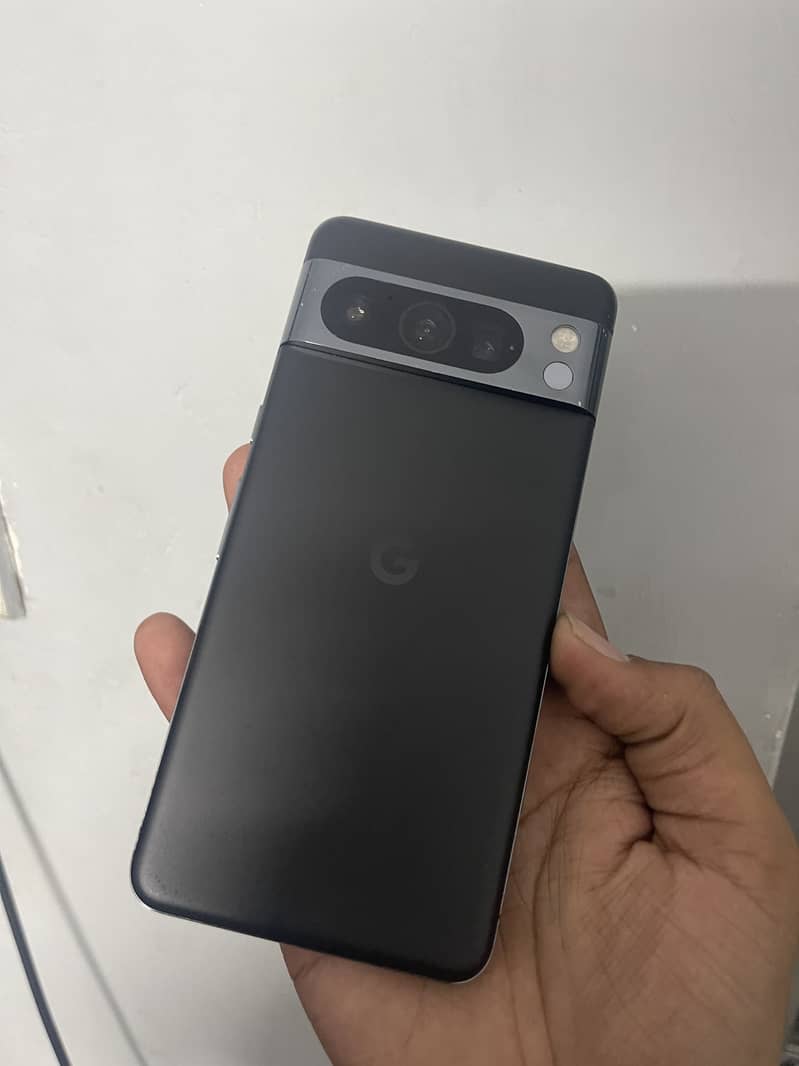 Google Pixel 8 Pro 1