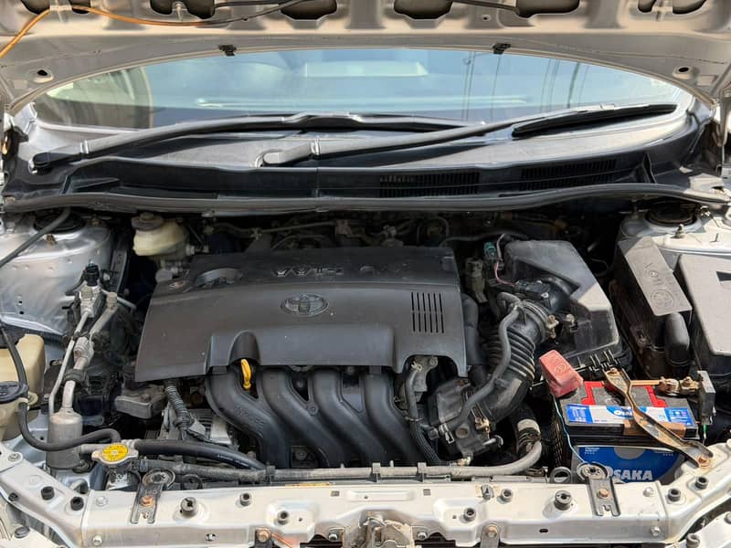 Toyota Corolla Axio 2012 1