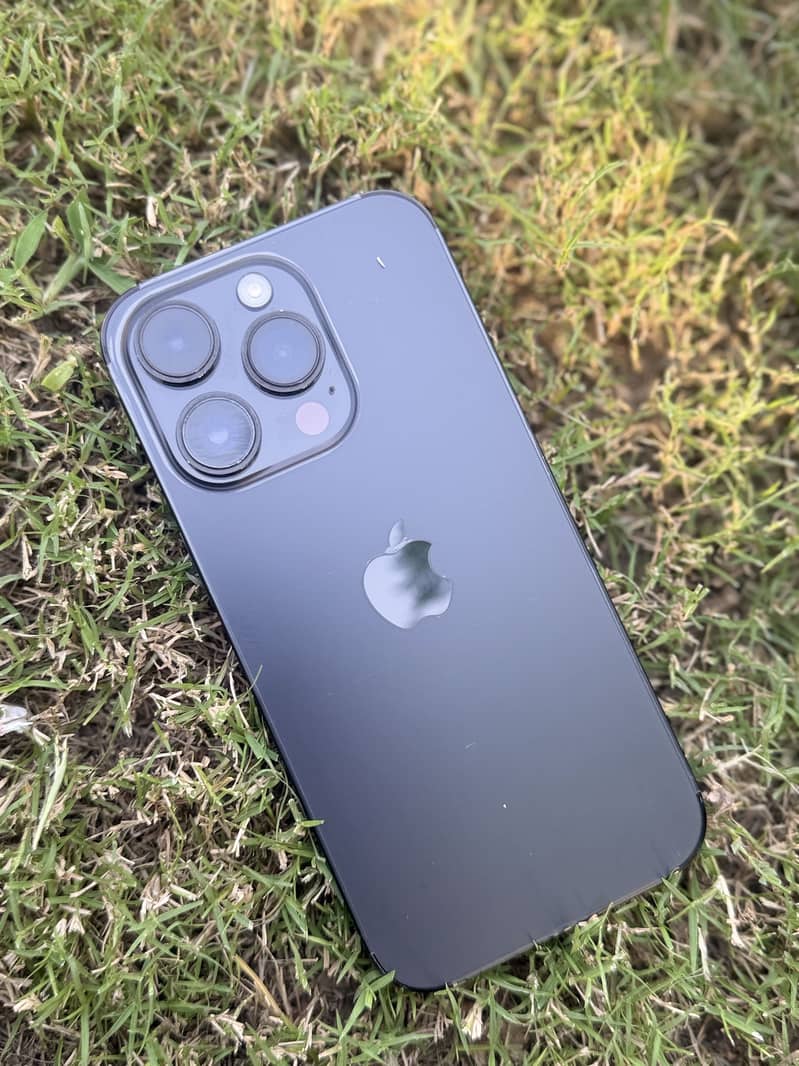 Apple iPhone 14 Pro 0