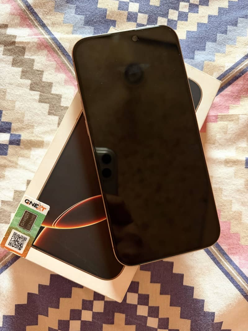 Apple iPhone 16 Pro Max 1