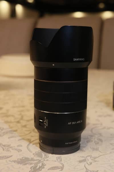 SAMYANG 35mm 1.4 ( M2 )