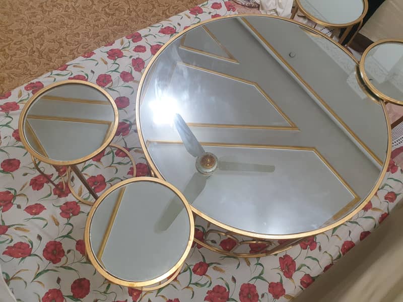 coffee table 0