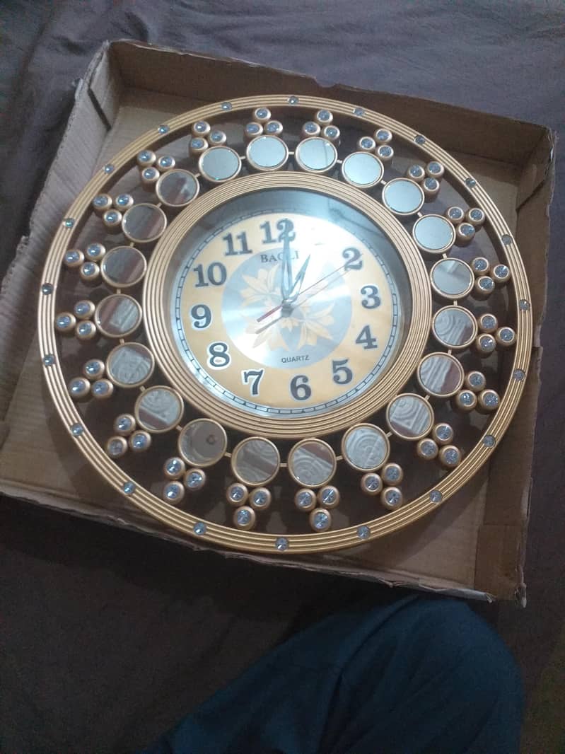 Baoli wall clock 0