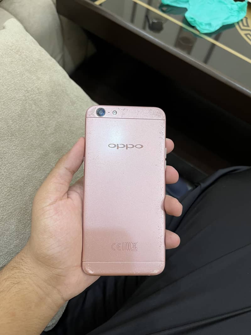 OPPO A57 1