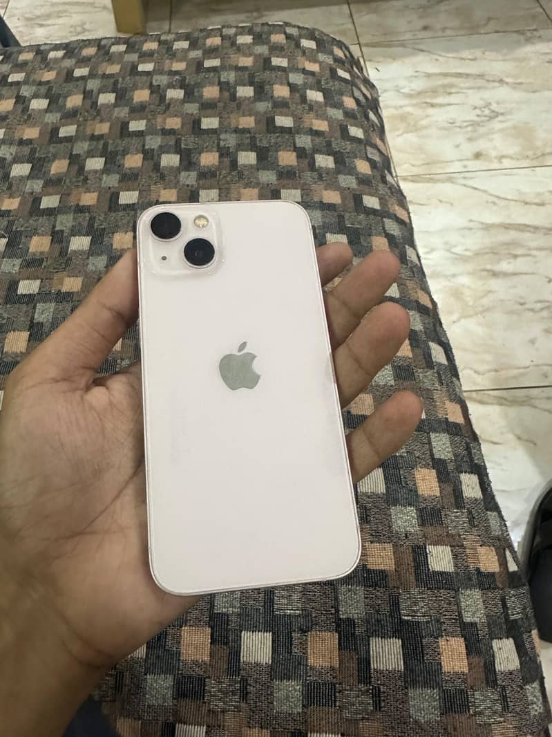Apple iPhone 13 0