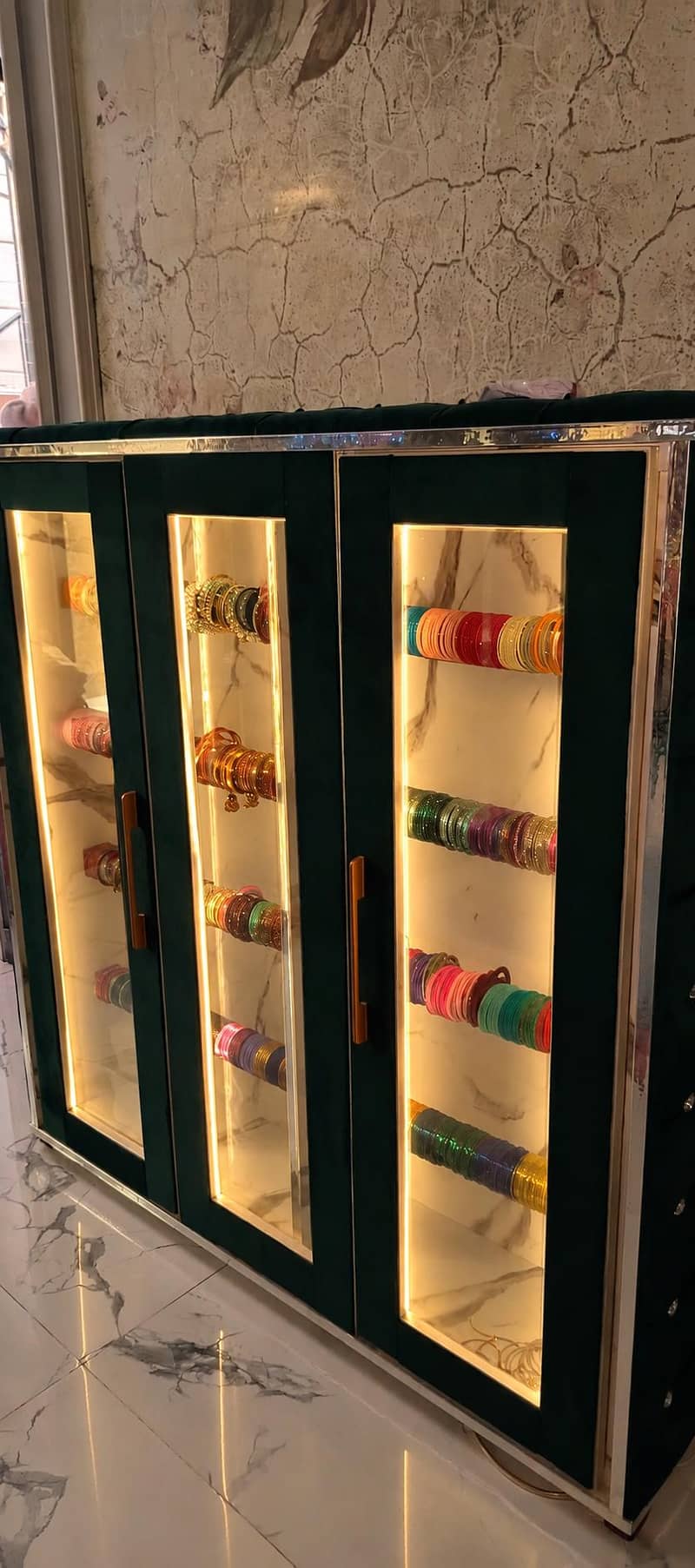 Bangles wardrobe 0