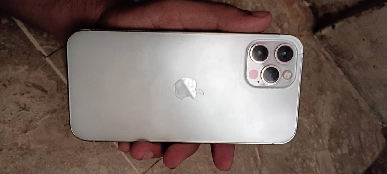 Apple iPhone 12 Pro 0