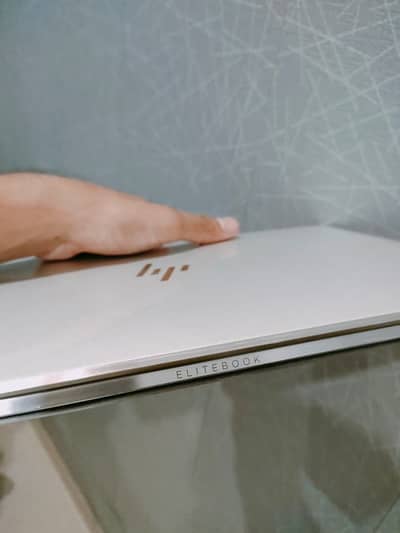 HP EliteBook x360 1040 G8 \i7 11 gen\32 gb\512 \128 mb graphic card