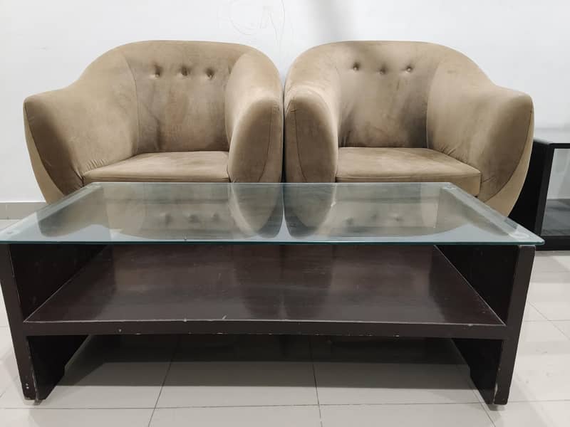 Sofa and table Set 0