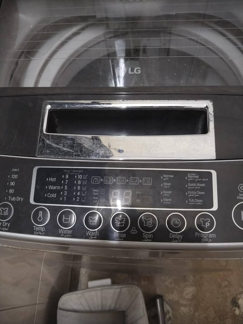 LG 9.0kg Automatic Machine 1
