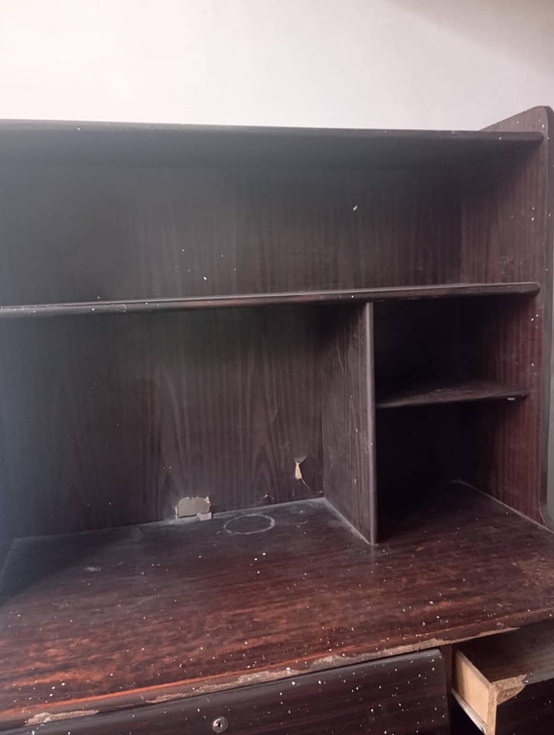 storage table 1