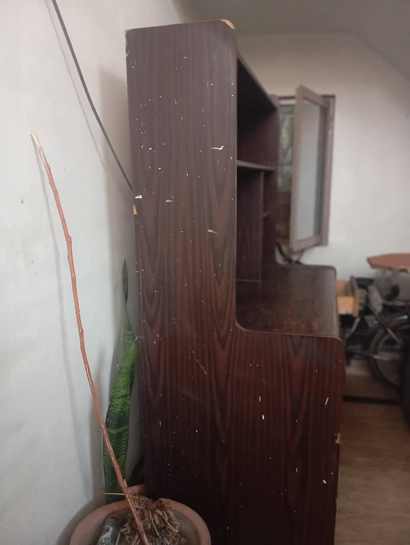 storage table 2