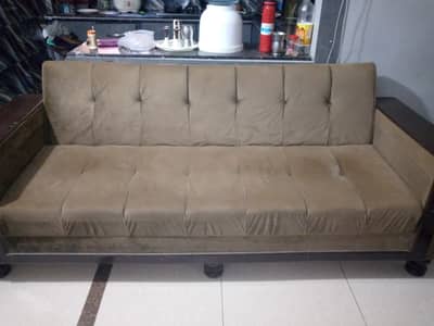 Sofa cum bes