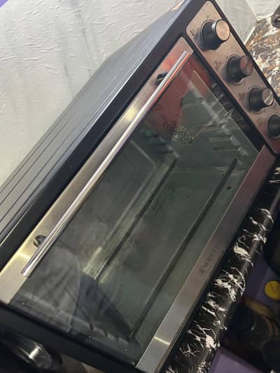 Title: Electric Oven for Sale – Used & Working