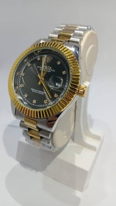 Heavy Weight premium water resistance watches with box.