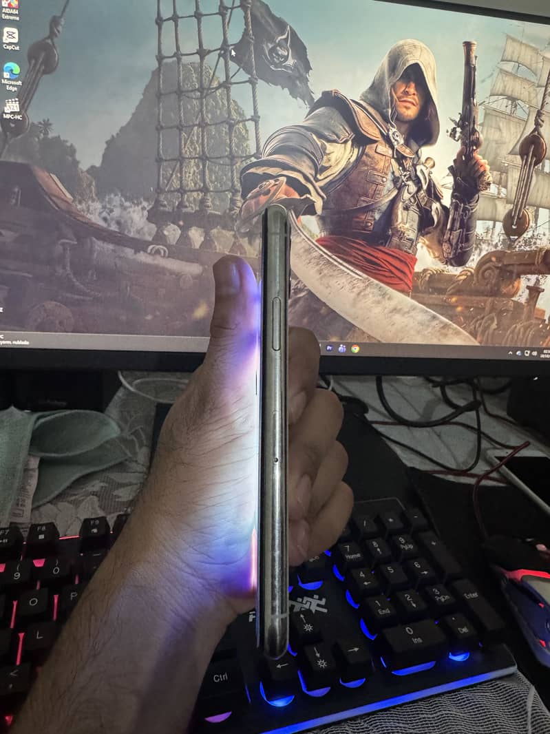 Apple iPhone 11 Pro 3
