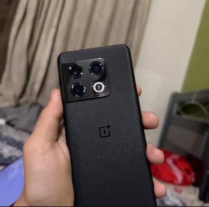 One Plus 10 Pro Non PTA 1