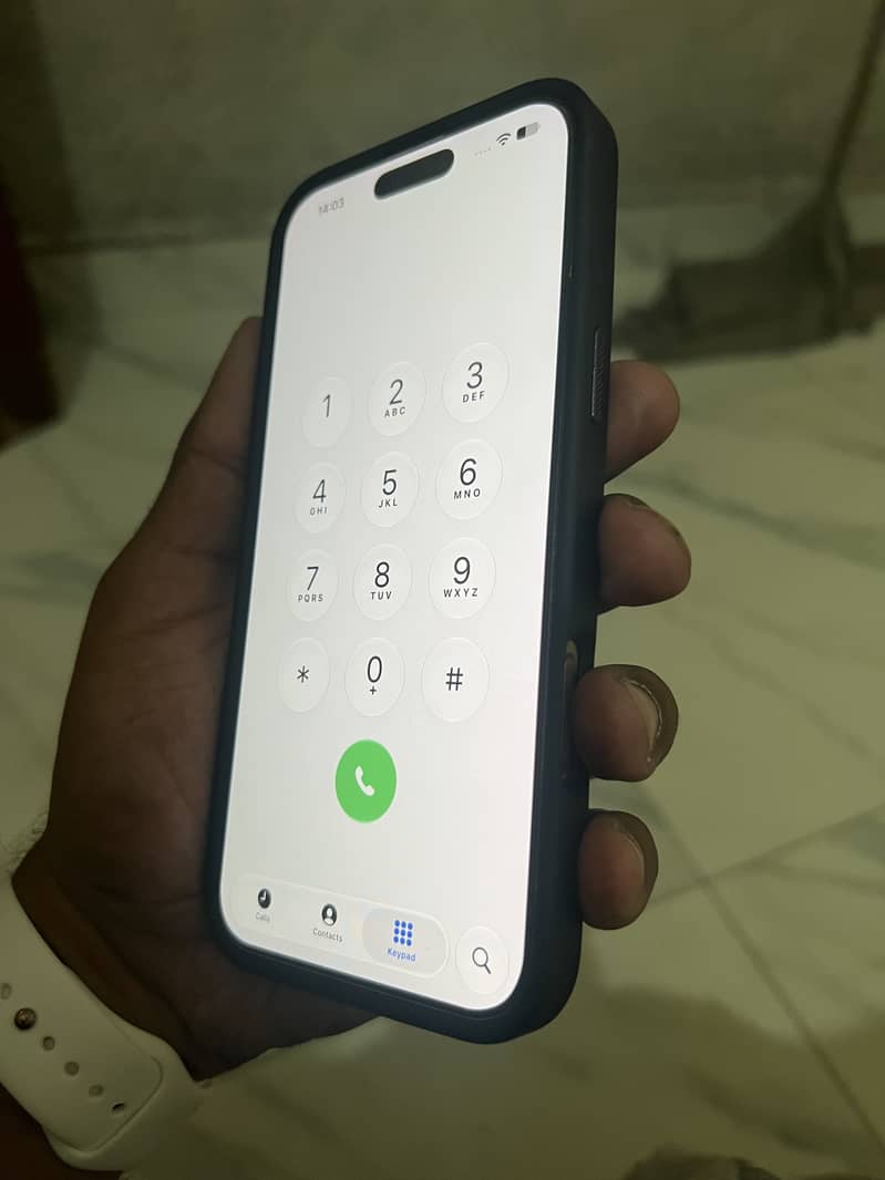 Apple iPhone 16 Pro Max 7