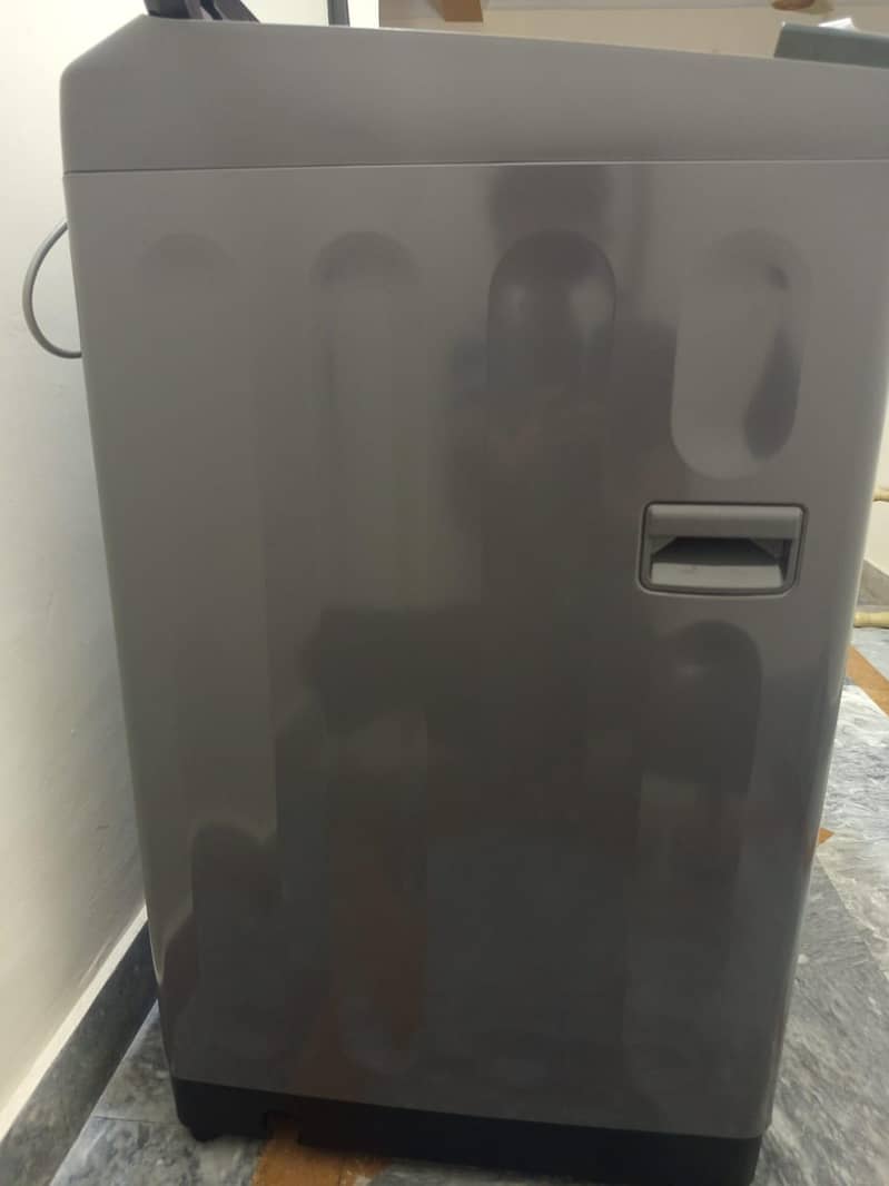 Haier Top Load Fully Automatic Washing Machine 4
