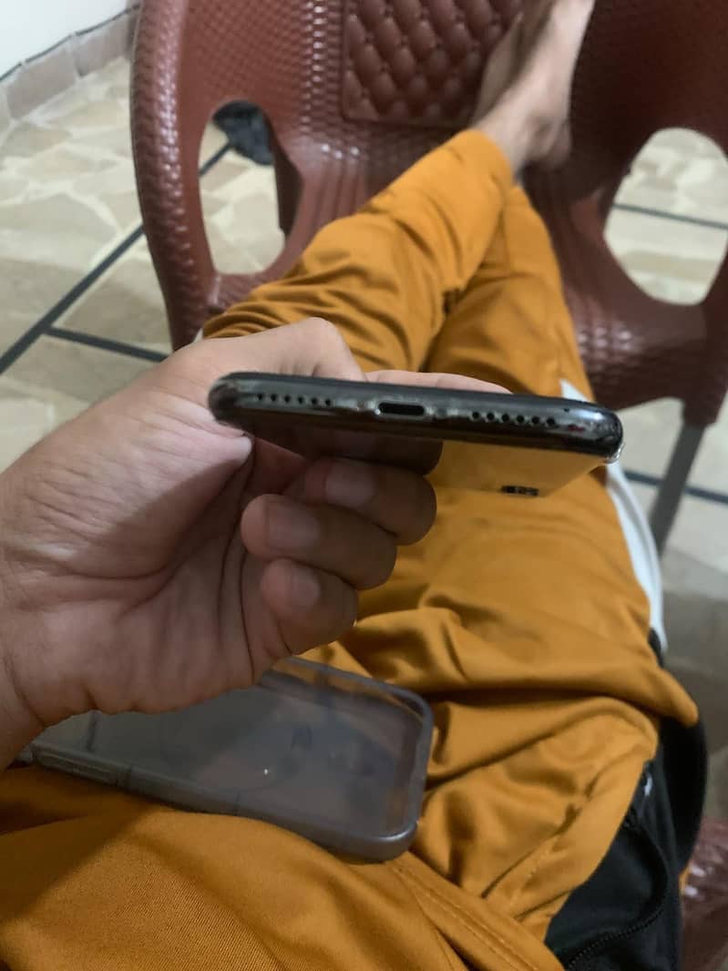 Apple iPhone X 7