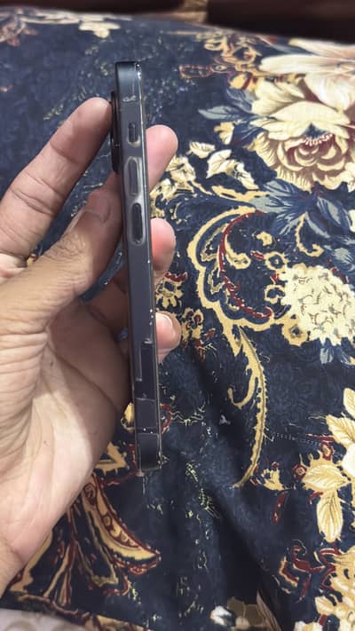 Apple iPhone 13 mini