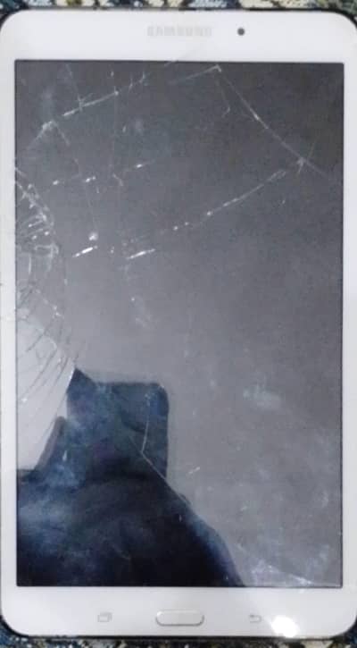 Samsung Galaxy Tab 4 7.0 (T-Mobile 4G LTE) Broken Screen)(For Parts)