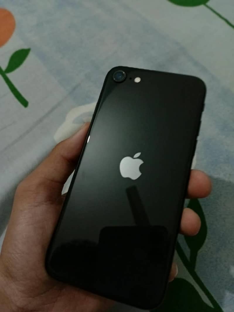 Apple iPhone SE 0