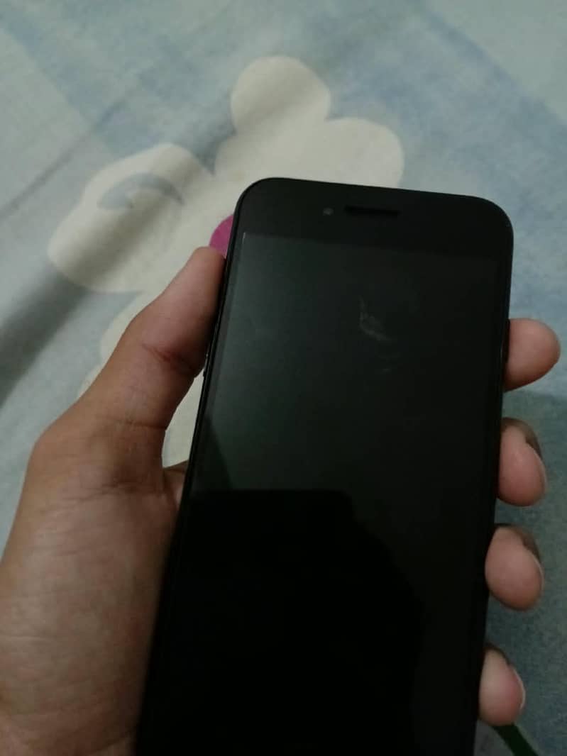 Apple iPhone SE 3