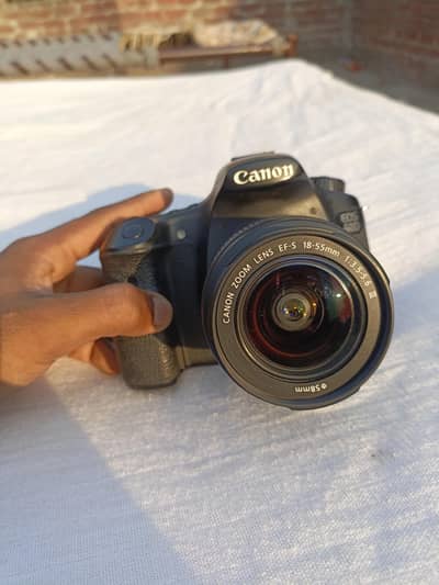 Canon 60D With 18-55mm Lens Complete Kit
