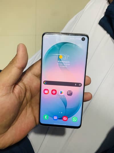 Samsung Mobile S10 clean panal
