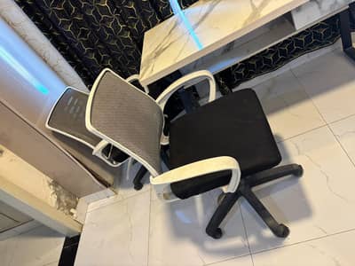 2 Chairs And White Desk Available for sale.
