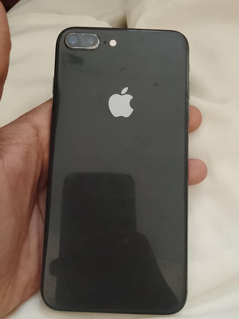 Apple iPhone 8 Plus 0