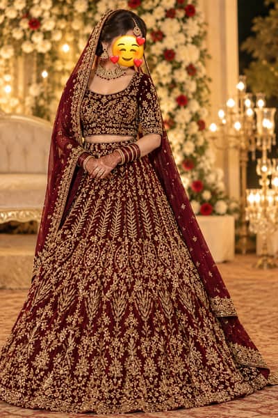 bridal lehanga/lehanga/bridal dres/dres/bridal suit